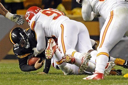 Steelers ganan a Chiefs; pierden a  Roethlisberger