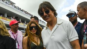 Shakira y Tom Cruise a su llegada al GP de Miami.