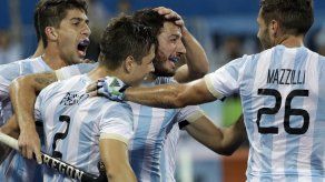 Argentina gana inédito oro en hockey sobre césped en Río