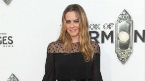 Alicia Silverstone inicia los trámites para divorciarse de Christopher Jarecki