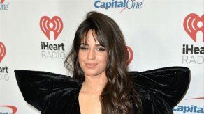 Camila Cabello celebra su 23 cumpleaños como una Cenicienta moderna