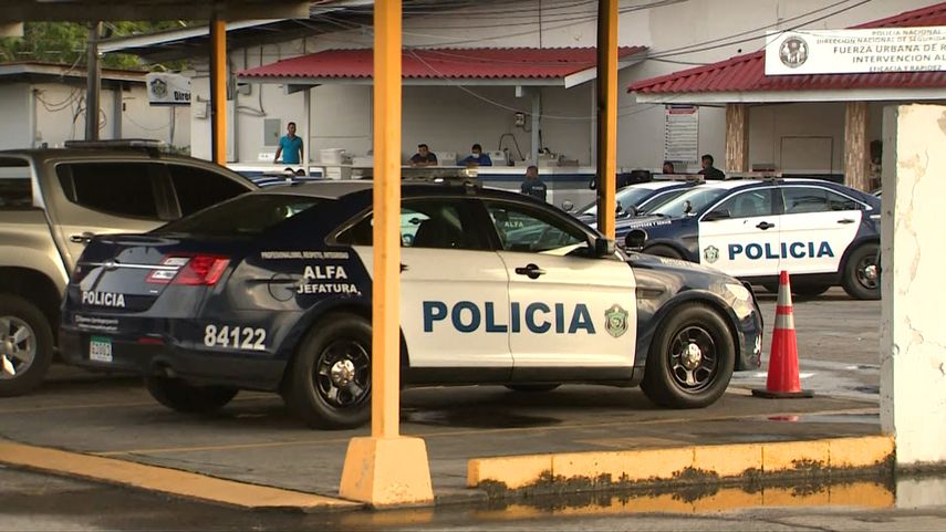 La Policía Nacional (PN) informó que cuatro unidades de la institución en Chiriquí están siendo investigadas.