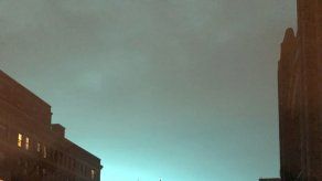 Investigan destello que iluminó de azul la noche en NY