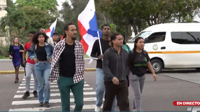 Estudiantes de la UP con orden de captura comparecen voluntariamente en la Procuraduría.