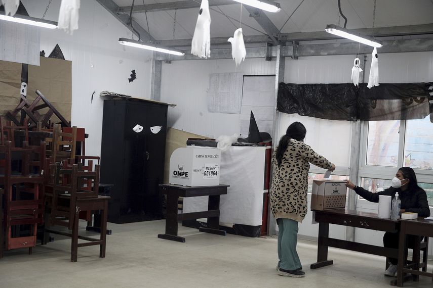 Rafael ﻿López postuló sin éxito en abril de 2021 a la presidencia.