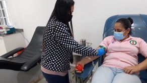 Centro de donación de sangre invita a la población a donar vida en San Valentín
