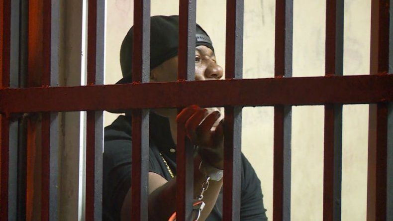 Dj Black detenido por supuesto irrespeto a las autoridades