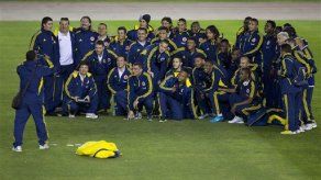 Mundial: Argentina-Colombia van por triunfo clave