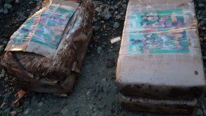 Incautan 4 paquetes de droga escondida dentro de vehículo en Darién Incautan 4 paquetes de droga escondida dentro de vehículo en Darién