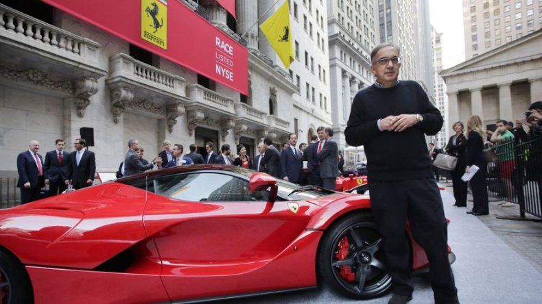 Ferrari lanza sus acciones en Wall Street