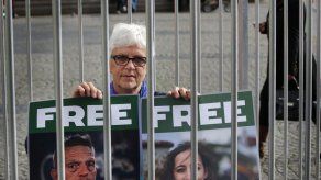 Nueve tripulantes del Arctic Sunrise abandonan Rusia