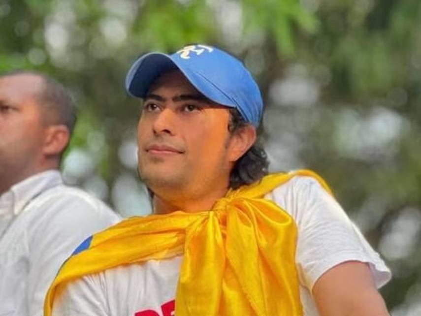 Nicolas Petro Nicolas Petro