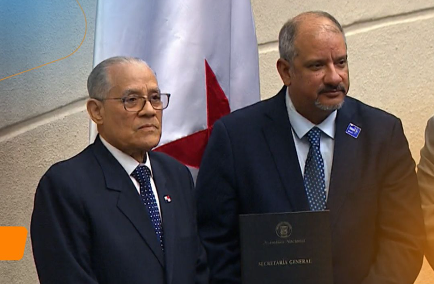 Omar Castillo es electo subcontralor general