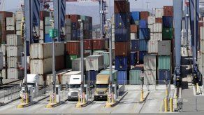 Aumenta déficit comercial de EEUU a su máximo desde febrero