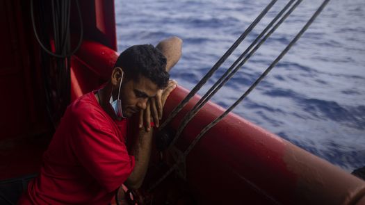 La ONG europea ha solicitado acceso a los puertos en Malta e Italia, pero aún no ha recibido respuesta.