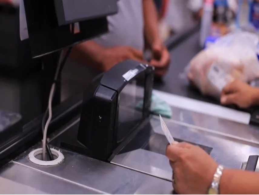 Beneficiarios sinconocer el destino del Vale Digital.