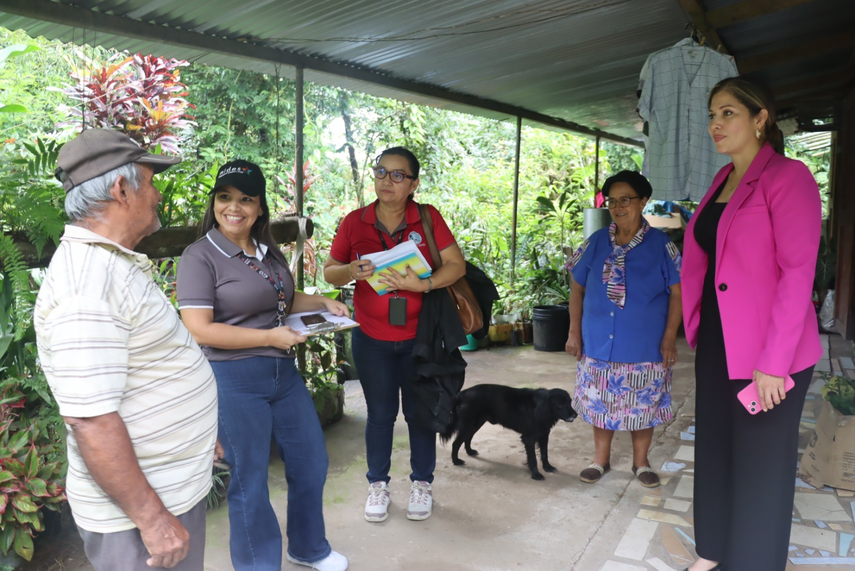 MIDES reubica y apoya a hermanos López tras sismo en Chiriquí