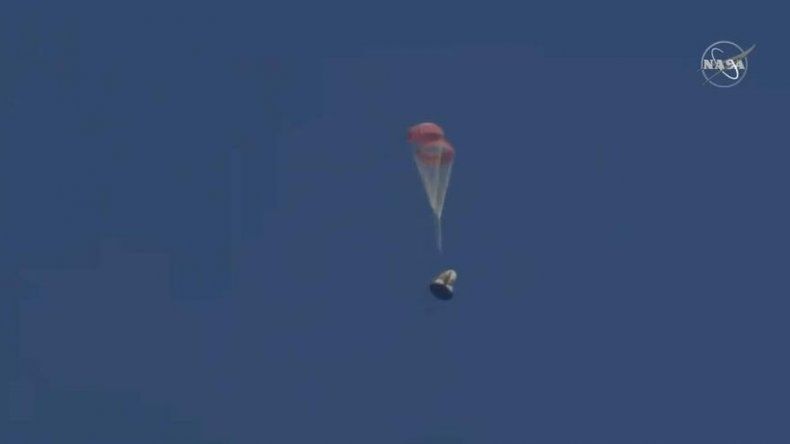 Cápsula Crew Dragon cae en el Atlántico sin problemas tras viaje a la EEI