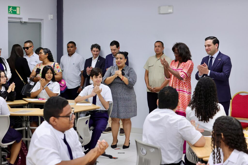 Rediseño curricular de inglés en Panamá.