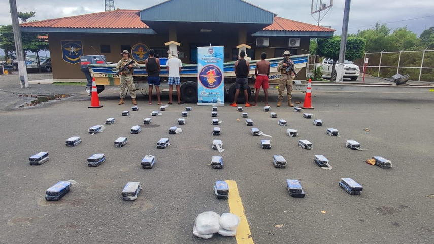 El Ministerio Público ordenó detención provisional a 4 personas.