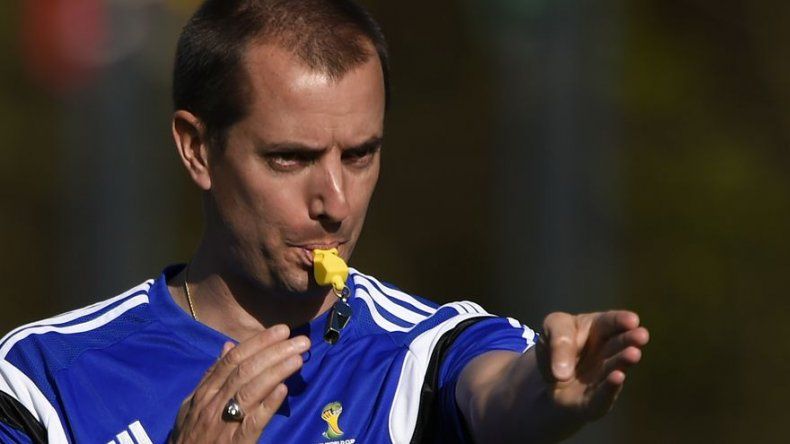 FIFA ratifica a Mark Geiger como árbitro para duelo entre México y Honduras