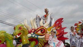 Desfile de las Mil Polleras