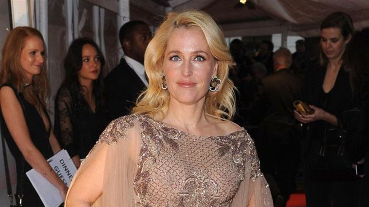 Gillian Anderson adora su vida de soltera