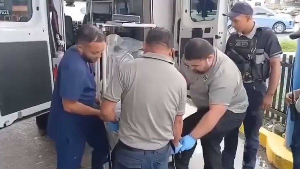 Rescatan a bebé abandonada en el sector de Tinajitas. Rescatan a bebé abandonada en el sector de Tinajitas.