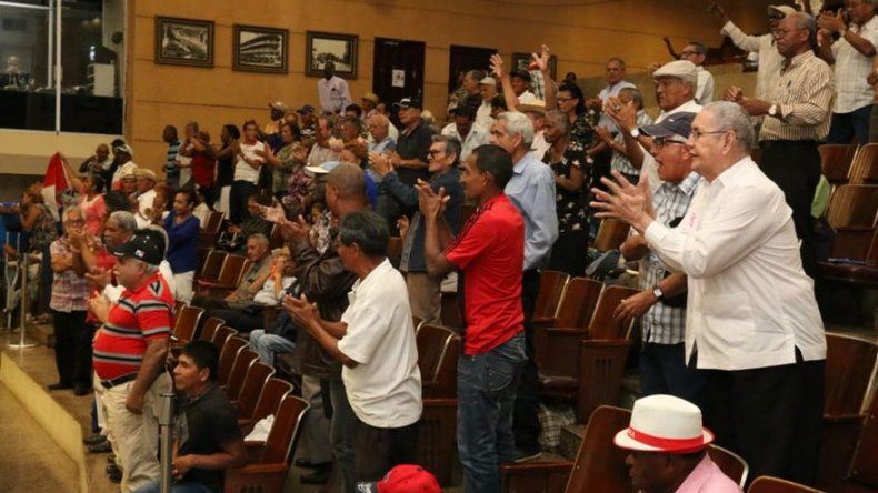 Aprobado en segundo debate proyecto de aumento a jubilados y pensionados