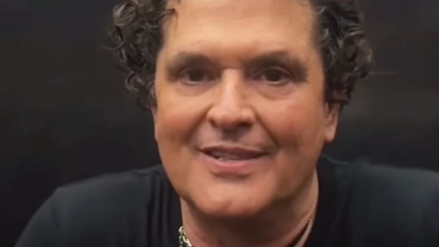 Carlos Vives presenta problemas de sonido en su concierto en Panamá.