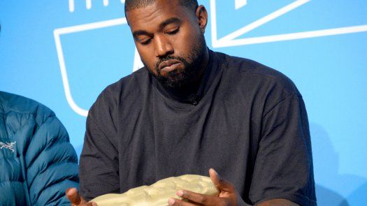 Un millón de dólares por unas deportivas usadas de Kanye West