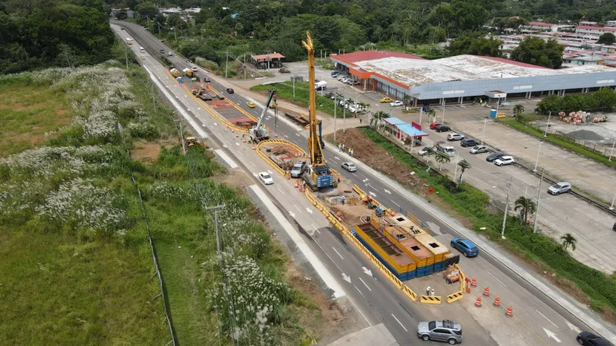 El Metro de Panamá anuncia cierres en los cuatro carriles de la carretera Panamericana.