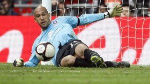 Tim Howard renueva contrato con Everton