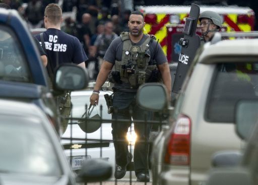 Tiroteo en Washington dejó al menos 12 muertos, según la policía