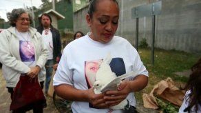 41 Palomas blancas evocan la inocencia interrumpida de 41 niñas