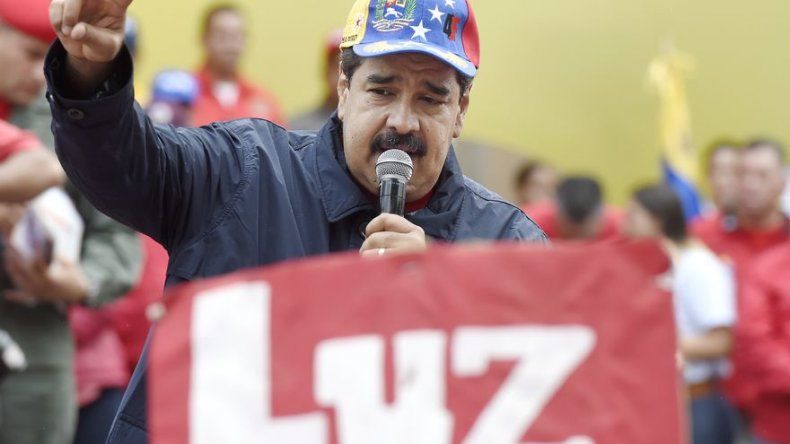 Maduro convoca para el martes a una gran marcha por la paz en Venezuela