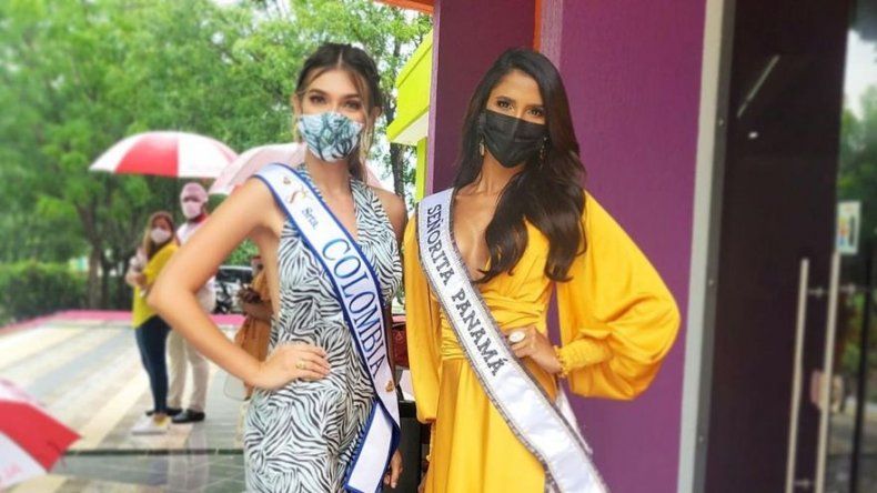 Señorita Panamá y Miss Colombia se reúnen por primera vez