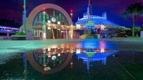 Disney grabará una película inspirada en la atracción Space Mountain