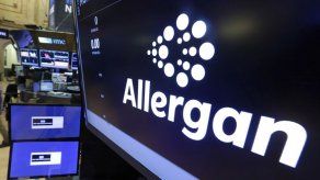 Allergan retira implante mamario vinculado con cáncer