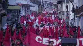 Trabajadores de Ecuador protestan contra alzas de combustibles Trabajadores de Ecuador protestan contra alzas de combustibles
