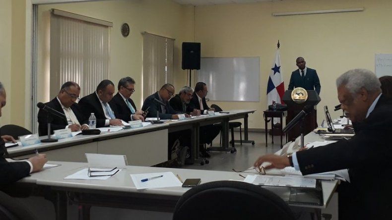 Inicia proceso de entrevistas a aspirantes a magistrados de la Corte