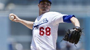 Muncy vuelve a dar jonrón en triunfo de Dodgers ante Bravos