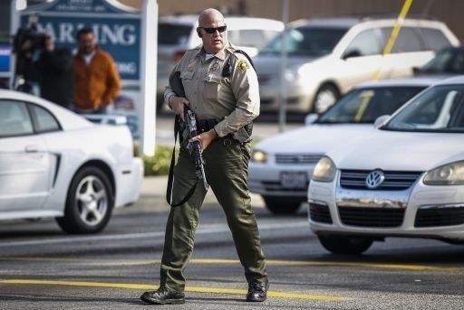 Expolicía fugado en California murió de un disparo en la cabeza
