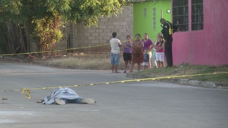 Muere un hombre tras asaltar a pasajeros de una chiva en Pacora