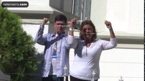 Diputado venezolano se encadena para pedir la libertad de opositores presos