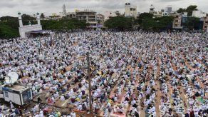 Estampida humana mata a dos mujeres en India