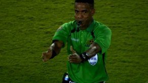 Árbitro panameño Roberto Moreno califica al VAR como una gran herramienta