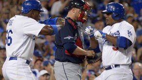 Dodgers dejan agonizantes a los Bravos