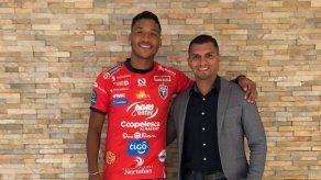 Jorman Aguilar ficha por la AD San Carlos de Costa Rica