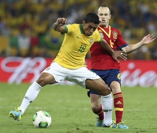 Brasileño Paulinho al Tottenham inglés por 26,1 millones